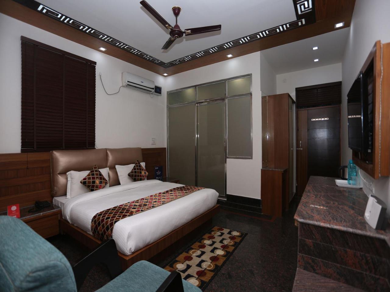 Oyo 10448 Green View Home Stay Dehradun Exterior foto